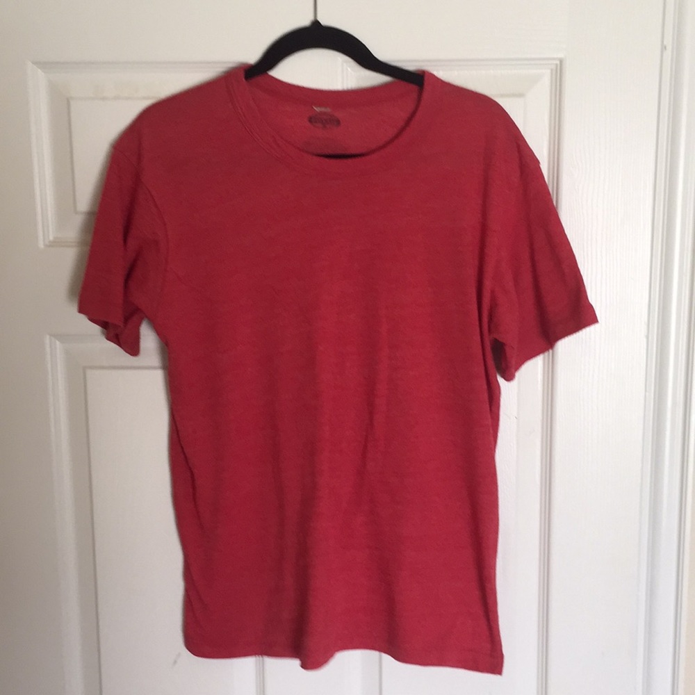 FOSSIL vntg tshirt red L *super soft